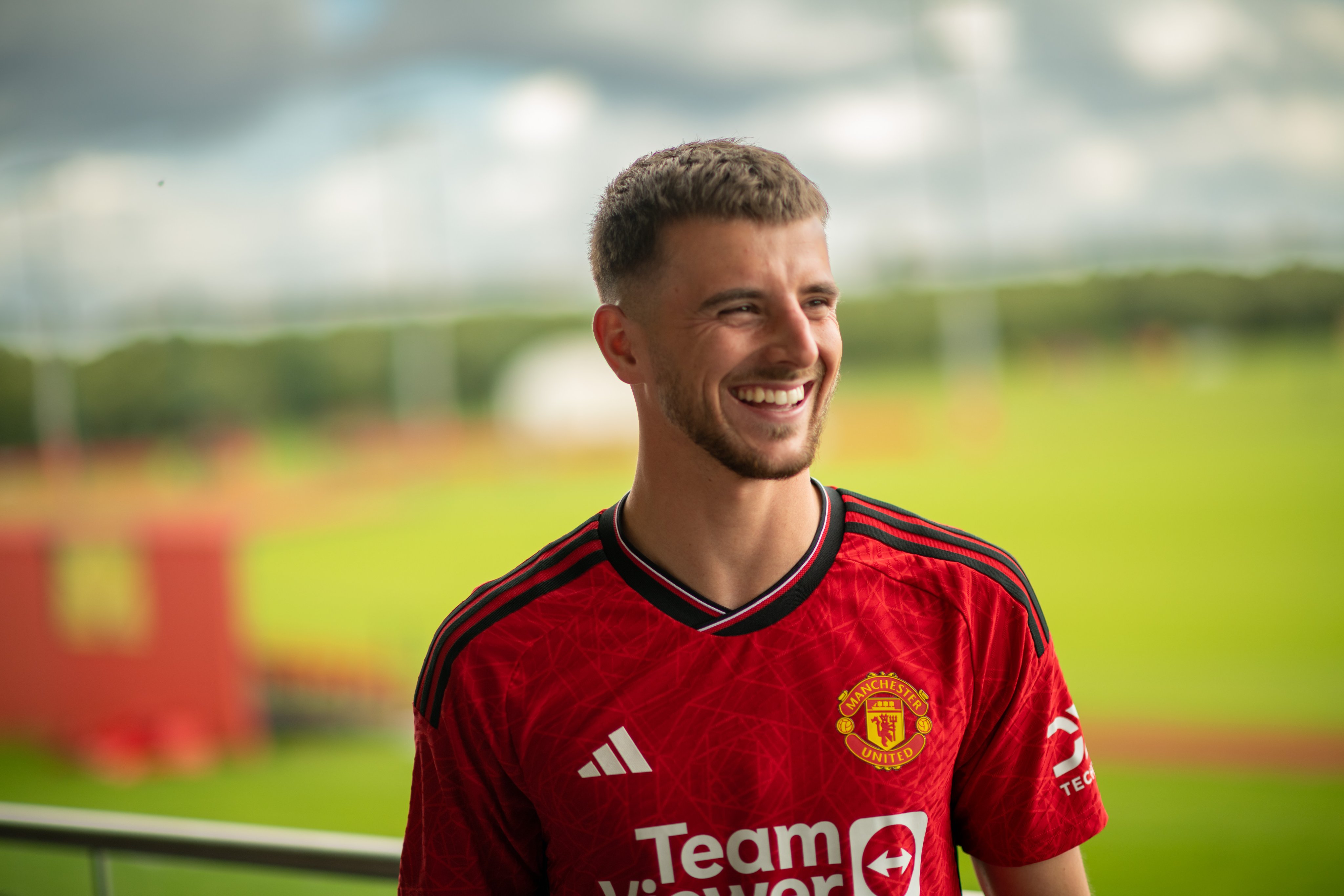 Man u 2024 transfer news twitter