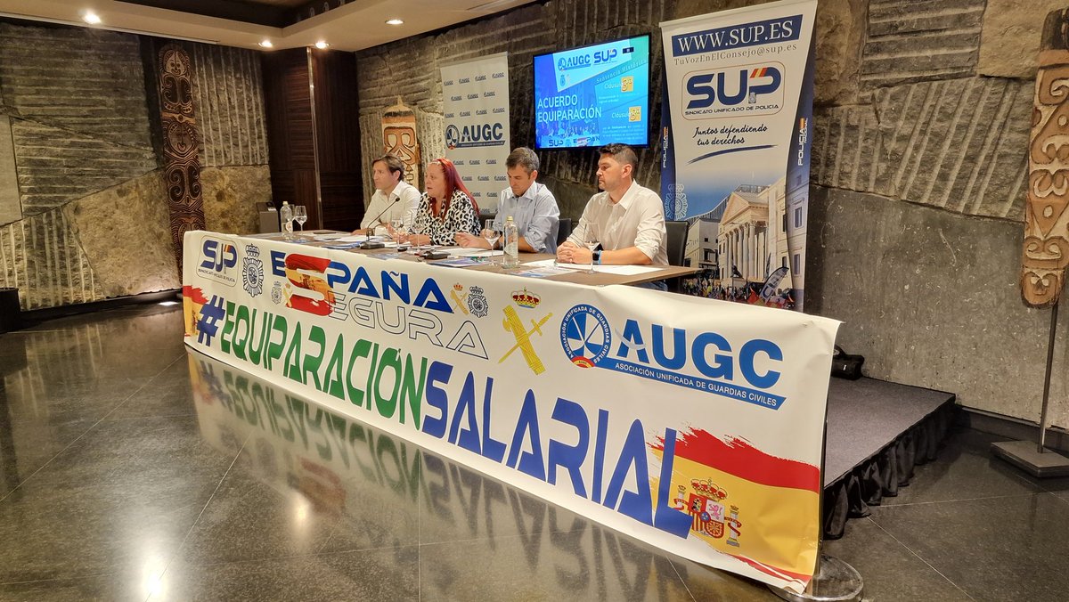 Sup_Policia's tweet photo. 📍La #SentenciaHistórica que obliga a renegociar las claúsulas restantes del #Acuerdo de #EquiparaciónSalarial es un gran avanace para todos los #Policías y #GuardiasCiviles
🧐Hacemos un análisis del fallo judicial ante la #Prensa y anunciamos las #LíneasdeTrabajo que seguiremos https://t.co/UCpYRw2uSm