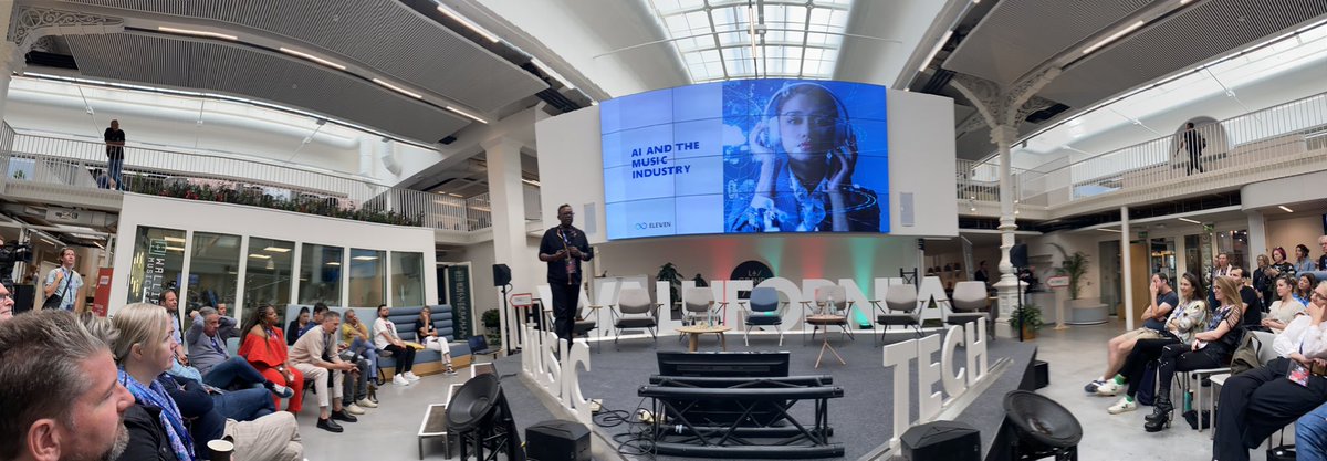 Yvan Boudillet (@navy) on Twitter photo Kicking off #Wallifornia with some stimulating thoughts by <a href="/Fflic/">Cliff Fluet</a> about #Music & #AI
@MusicTechBE Kicking off #Wallifornia with some stimulating thoughts by <a href="/Fflic/">Cliff Fluet</a> about #Music & #AI
@MusicTechBE