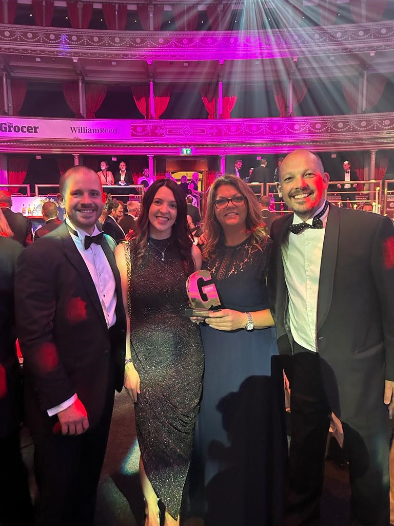 Congratulations to the TOUT'S Group for winning 'Independent Retailer Chain of the Year' at last night's @TheGrocer Gold Awards! A well deserved achievement and so happy we could be there to support #independent #ukindieday2023 @NisaRetail