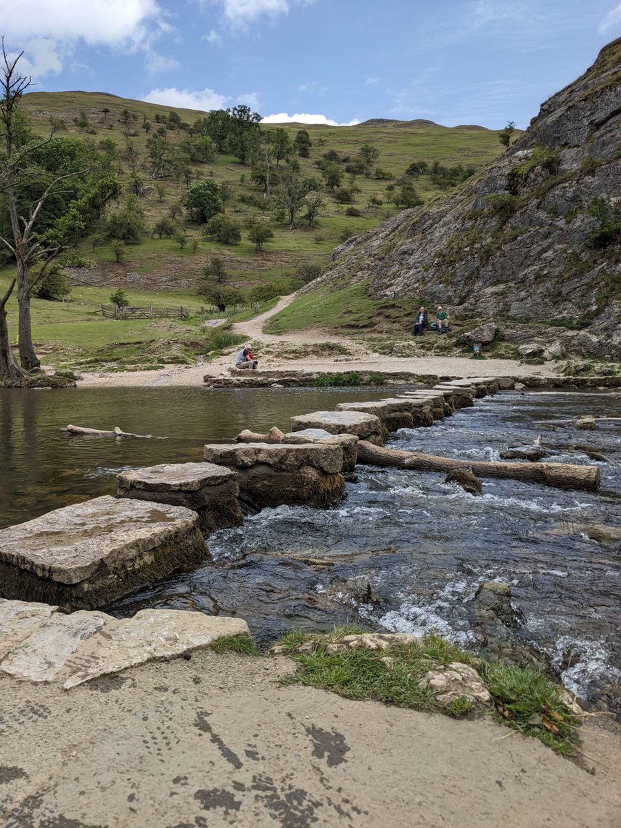 On our final day of the Silver Practice Expedition - all teams are doing brilliantly despite some challenging weather conditions! 🌧️🏕️🥾