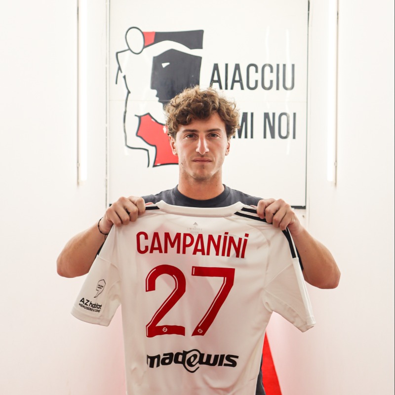 ACAjaccio's tweet photo. 𝗖𝗔𝗠𝗣𝗔𝗡𝗜𝗡𝗜, 𝗢𝗥𝗦𝗨 𝗗𝗜 𝗦𝗘𝗠𝗣𝗥𝗜 ! 

L’AC Aiacciu hè fieru di ritruvà unu di i so fiddoli 🔴⚪️

Thibault, a to forza, u to carattaru, e to qualità è u to amori pà i nosci culori sarani impurtanti pà i stagioni à vena ✊

#ACAjaccio #ForzaAiacciu