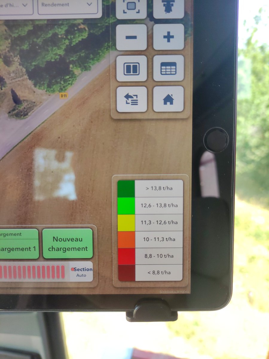 Mise en route du capteur de rendement et d'humidité <a href="/FieldViewFrance/">FieldView France</a> aujourd'hui adaptable sur notre vielle MF 32 👍😉  ça a l'air d'être un super outil on a hâte de le prendre en main ! Par contre l'échelle de rendement va vite changer on est pas dans le nord ici 🤪