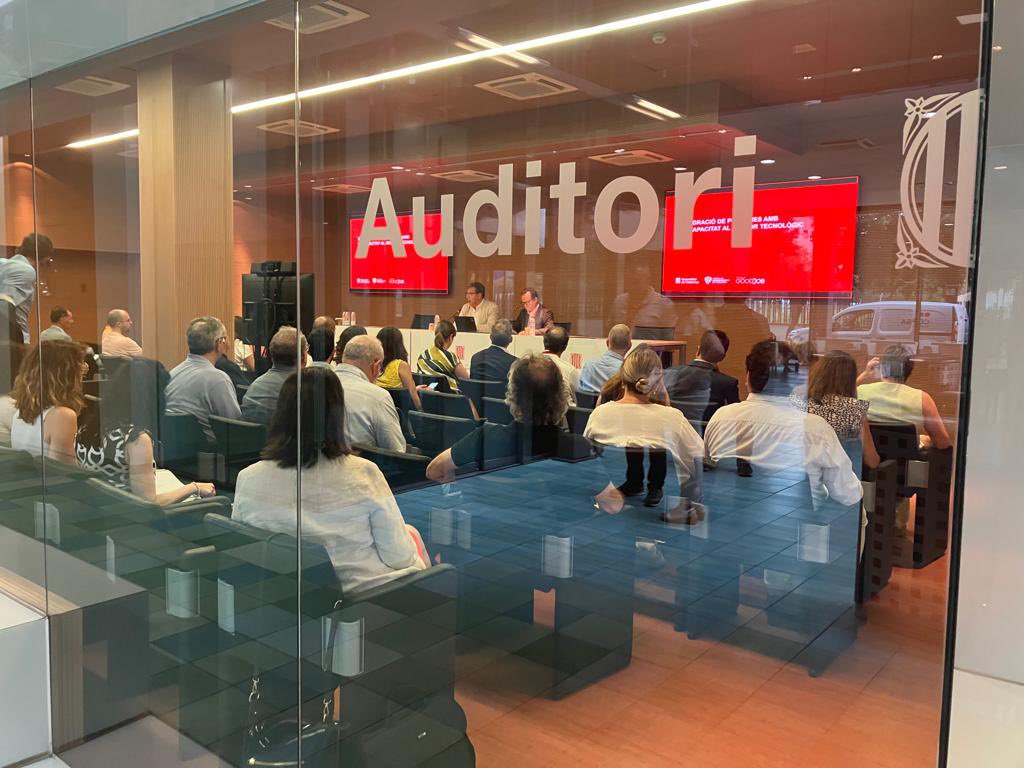 dca_cat's tweet photo. ✅ Des de la #DCAciber assistim avui a la jornada sobre integració de persones amb discapacitat al sector #tecnològic, organitzada per @ciberseguracat i @FGoodjob, que reuneix prop de 50 assistents! https://t.co/S841YBjDtK