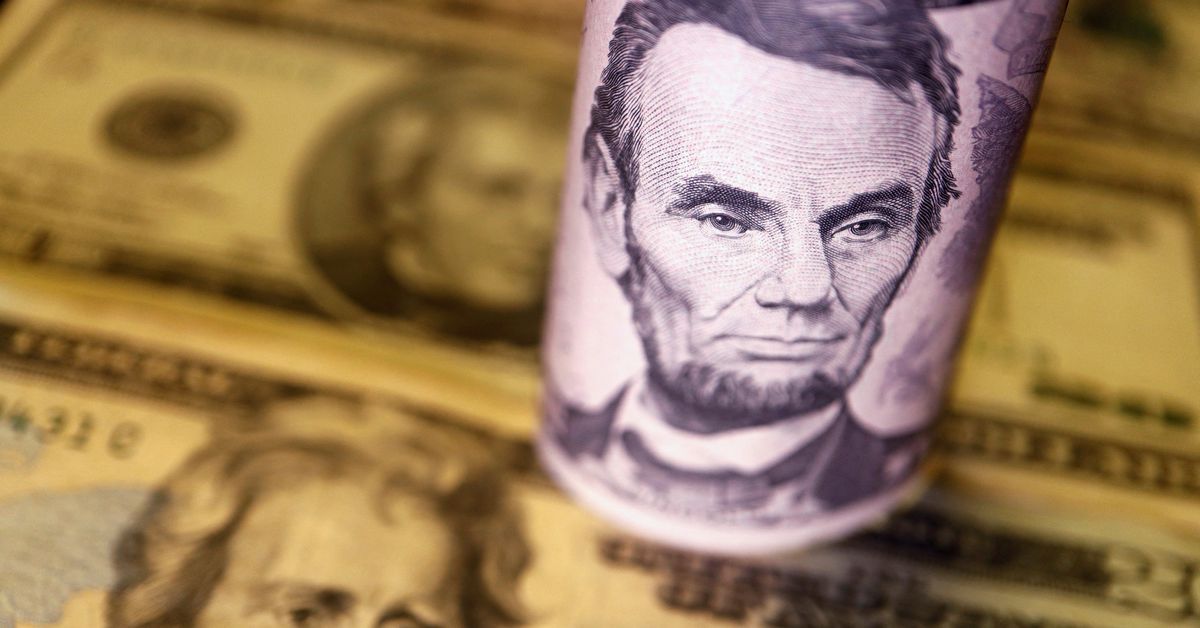 ReutersBiz's tweet photo. Why a $1.5 trillion source of corporate financing is choking on higher rates https://t.co/EySiVGRizY https://t.co/u89DB0HWuF
