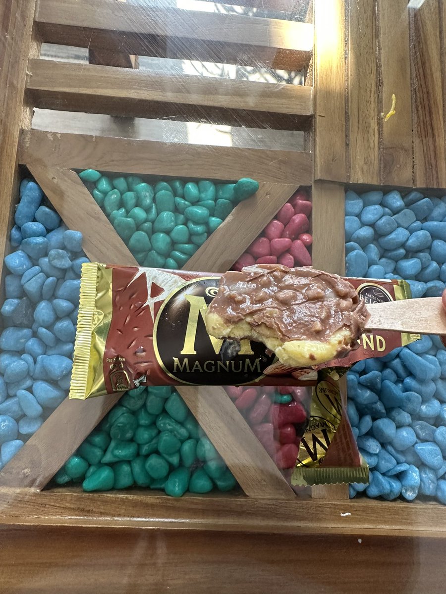 momma debra tweet media