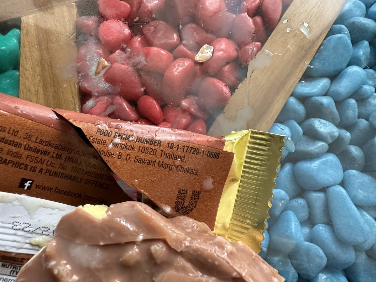 momma debra tweet media