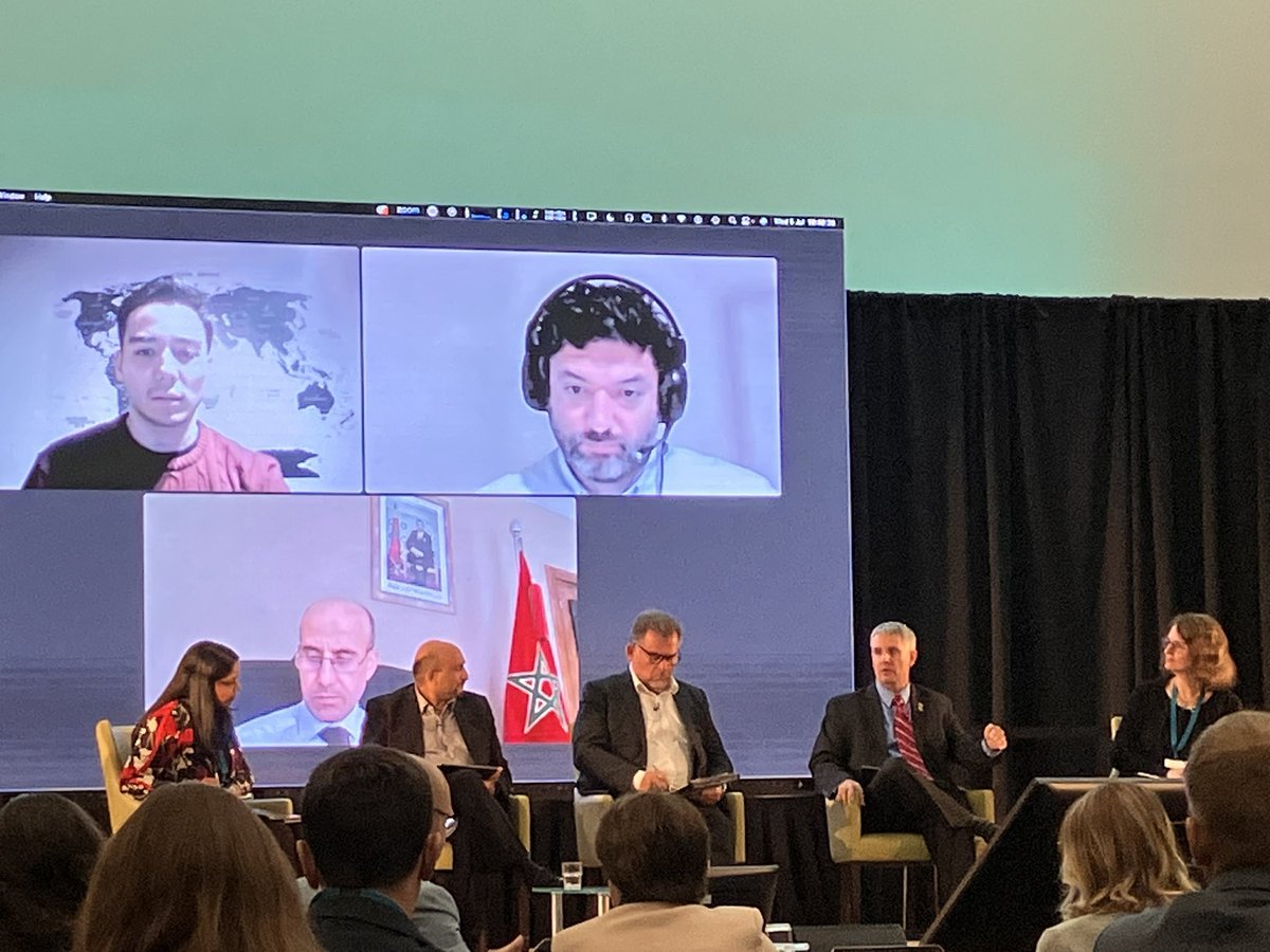 andi_white9's tweet photo. @FishOceansCAN Arran McPherson repping #womenleaders in #STEM while discussing what we need to do to achieve our collective ocean vision.  Shout out to the #OceanDecade as a key platform for success.
#AllAtlantic https://t.co/RkLpOq3p66