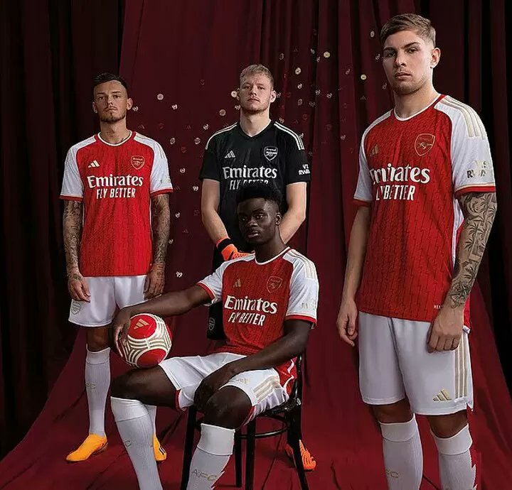 McSmilekist's tweet photo. Hey premier league lovers, show us which Jersey rocks best season 2023/24

@manunitedzone
@Arsenal
https://t.co/l598NFbH0m https://t.co/kbysZ81z53