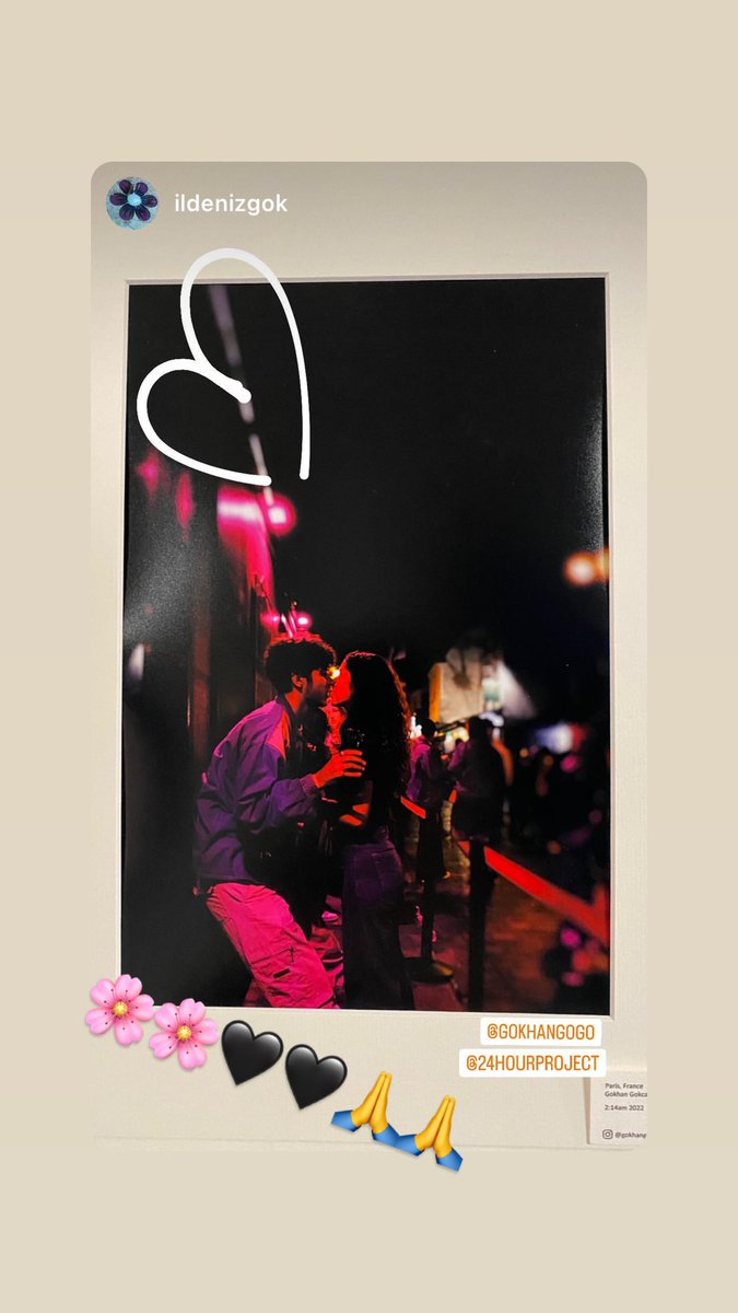 gokcay's tweet photo. Gm gm from the #24hoursproject Paris collective exhibition 🚀🚀🙋🏻‍♂️i am here with two photos. I am still believing, Lfg https://t.co/Gl1XJ3vQ5e