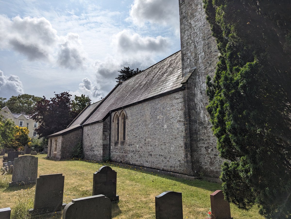 ToursofWales's tweet photo. Eglwys #SantCattwg sy'n dyddio nôl i'r trydydd ganrif ar ddeg. Wedi ei leoli draw yn #Llanmaes #BroMorgannwg @visitthevale
🏴 🏴 🏴 🏴 🏴 https://t.co/LKgLR90qRW