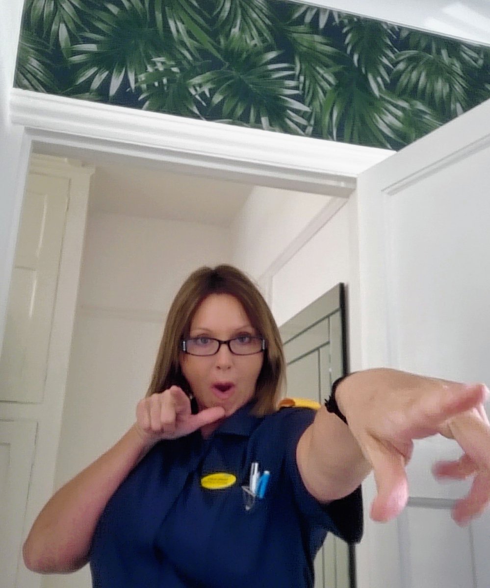 Christine Dixon tweet media