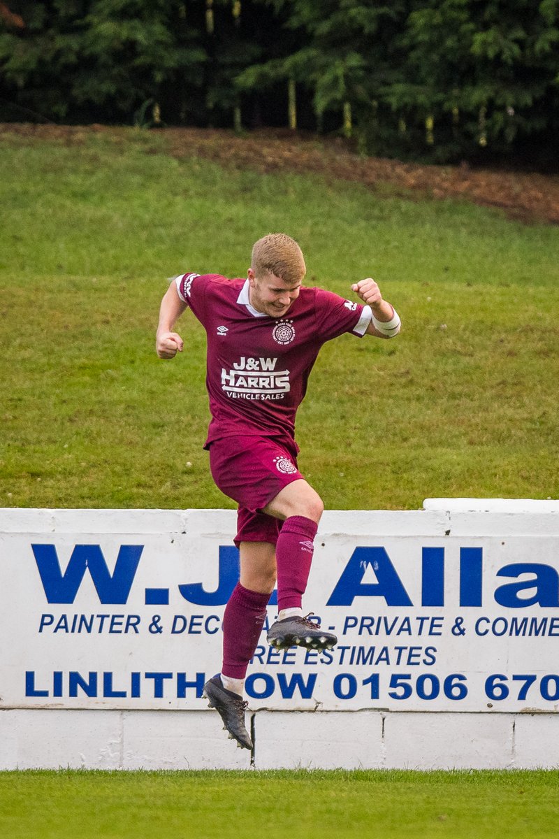 theradavies's tweet photo. Another good preseason run out with 7 goals between @LinlithgowRose and @StenhousemuirFC last night ⚽📸

#stenhousemuir #stenny #warriors #warriorsinaction #linlithgow #linlithgowrose #spfl #scottishfootball #sportsphotography #football #footballphotography #photography https://t.co/fG9Qw4T7Gv