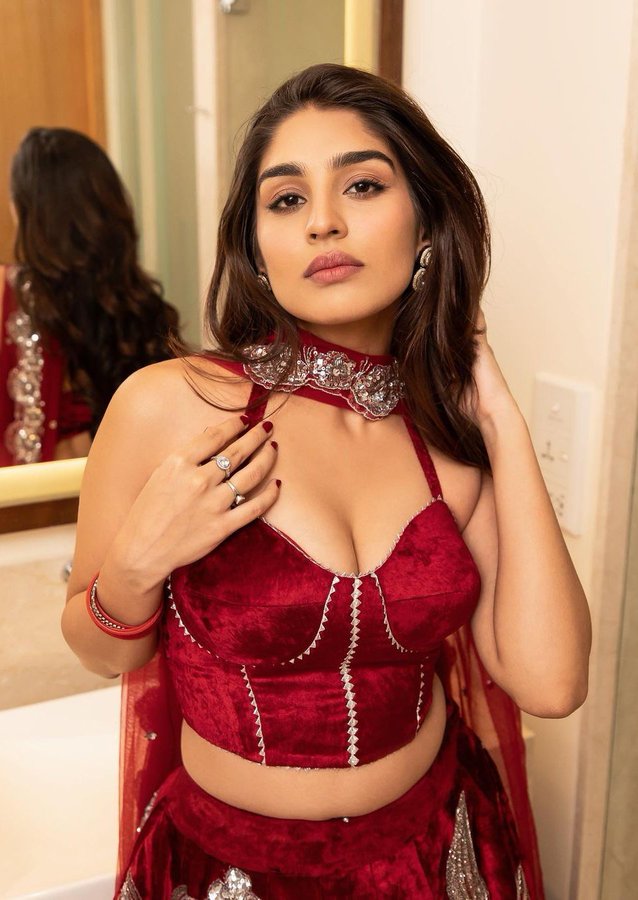 F0QAeLAaIAATRFB?format=jpg&name=900x900