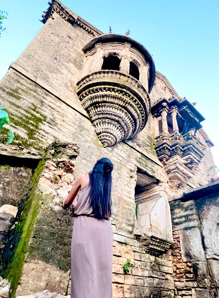toral_chaudhary's tweet photo. अप्राप्यं नाम नेहास्ति धीरस्य व्यवसायिनः।
There is nothing unattainable to the one who has courage and who works hard.
जिसके पास साहस है और जो मेहनत करता है, उसके लिए कुछ भी अप्राप्य नहीं है।
#rohafort
#Kutch
#doctolife https://t.co/wdWPaWGtQm