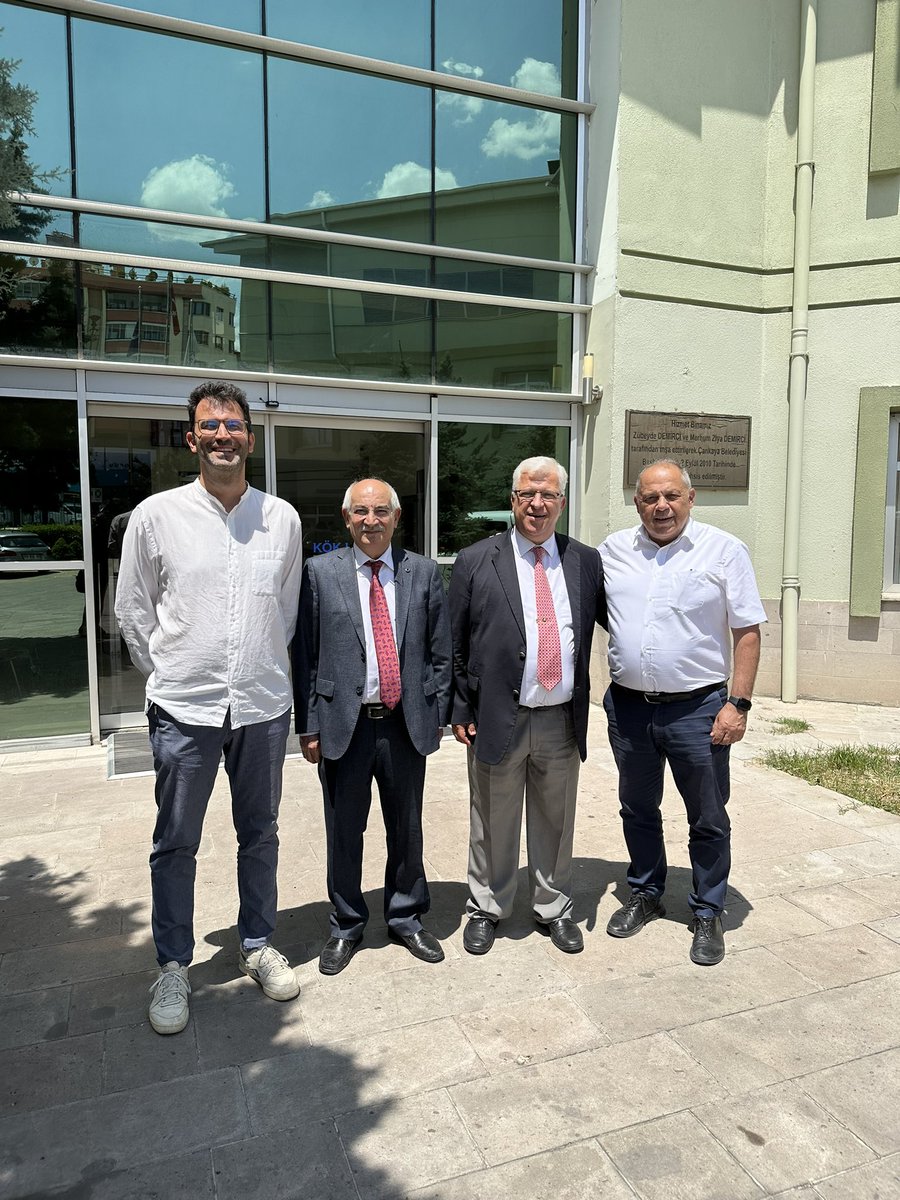 Ankara University Stem Cell Institute (@austemcell) on Twitter photo COVID -19 Türkiye platformu üyelerinden, İzmir Biyotıp ve Genom Merkezi Müdürü Sayın Prof. Dr. İhsan Gürsel ve Selçuk Üniversitesi Öğr. Üyesi Sayın Prof. Dr. Osman Erganiş enstitümüzü ziyaret ettiler. <a href="/AnkaraUni/">Ankara Üniversitesi</a> COVID -19 Türkiye platformu üyelerinden, İzmir Biyotıp ve Genom Merkezi Müdürü Sayın Prof. Dr. İhsan Gürsel ve Selçuk Üniversitesi Öğr. Üyesi Sayın Prof. Dr. Osman Erganiş enstitümüzü ziyaret ettiler. <a href="/AnkaraUni/">Ankara Üniversitesi</a>