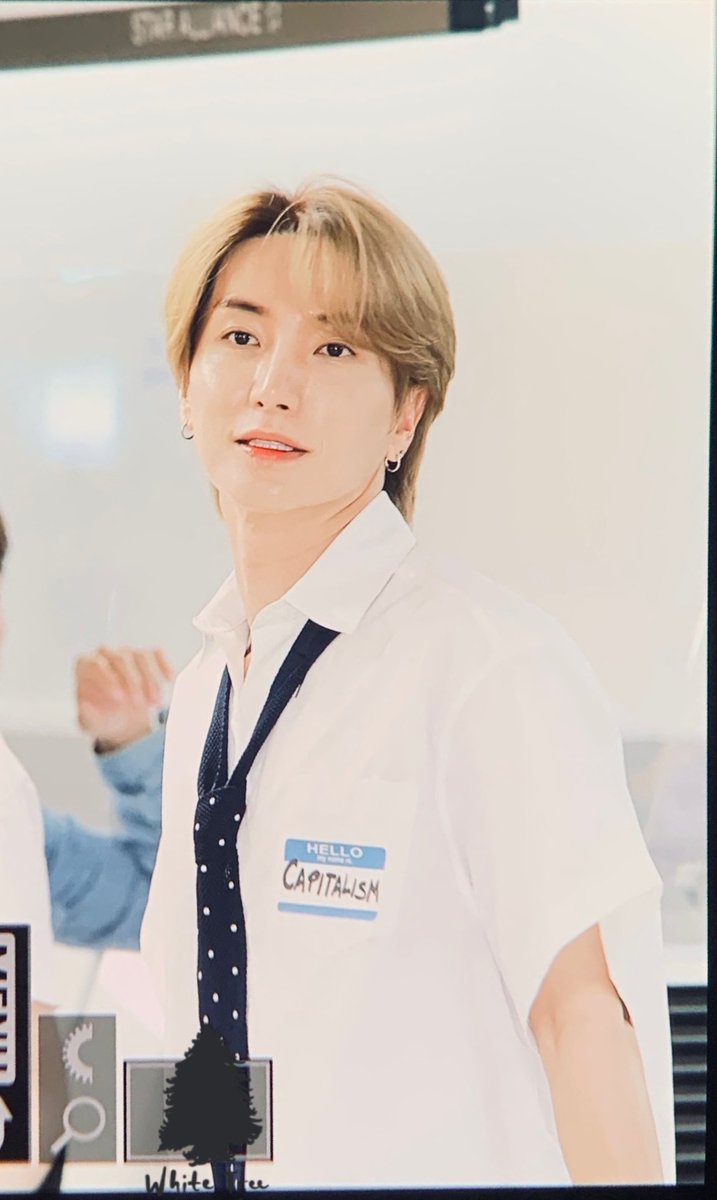 whitetree701's tweet photo. 230705 출국

#이특 #LEETEUK #イトゥク #利特 #슈퍼주니어 #SUPERJUNIOR @special1004 https://t.co/GVBnZB9UVh