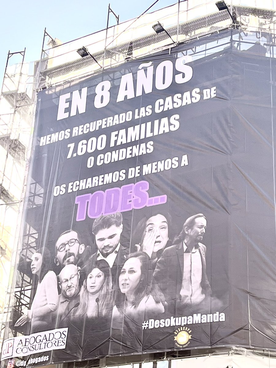 gabrielrufian's tweet photo. Sobre lo de Abascal y Yolanda Díaz sólo una cosa.

Hay una lona de 14 metros en el centro de Madrid con mi cara, progresistas de plató y de salón.

Y vosotros no estáis POR LO QUE SEA. 

Seguid dándome lecciones de antifascismo, por favor. https://t.co/jASc7KV19o