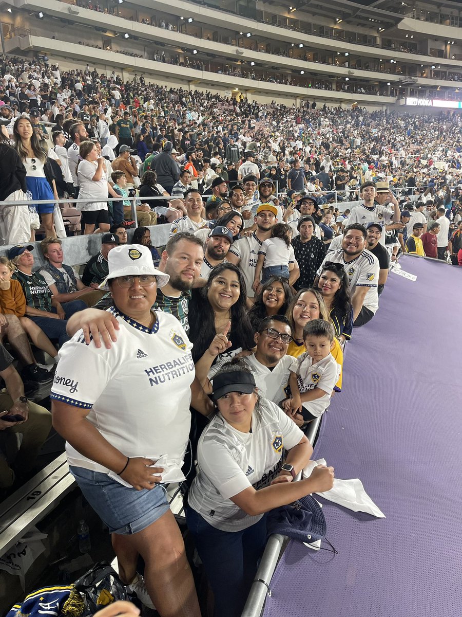 rubydb's tweet photo. 🗣️: Blue, White, and Gold… the colors that my blood will always flow…
Since 96 ✊🏾
#LAGalaxy #GzUp #BigBadCarson https://t.co/5PD7l3HyQ7