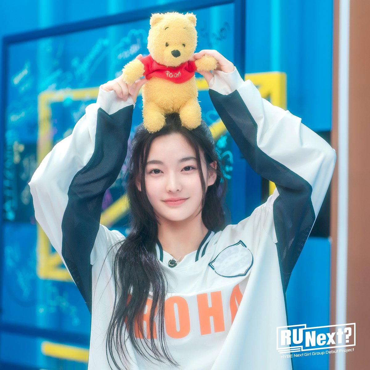 RUNext_official's tweet photo. What's in IROHA's Locker?
이로하의 꿀잠 메이트 곰돌이 푸 인형이로하

HYBE Next Girl Group Debut Project <R U Next?>
매주 (금) 저녁 8시 50분 JTBC

#RUNext #알유넥스트 #RUN #런 #이로하 #IROHA https://t.co/h8LAQfkoUq