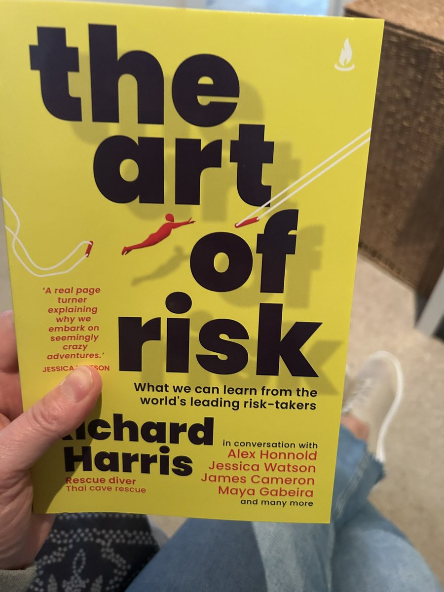 Got the new one by @drharry64 to read on the plane on the way to #medinfo23. Can’t wait to spend the week talking health data 🤓 
Hopefully there might be some other pre-hospital peeps there!