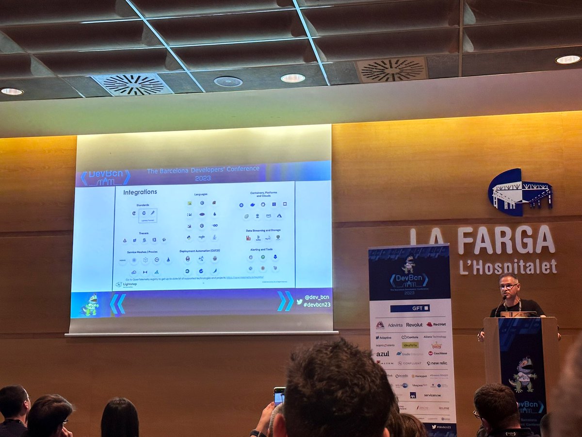 virtualized6ix's tweet image. Day 2 is done but managed to catch some great talks around:
- multicloud K8s with Argo/Dapr/vcluster
- Serverless Java w/ Spring Boot
- AI laws and ethics
- OTEL 101

👏🏽👏🏽👏🏽

#devBcn23