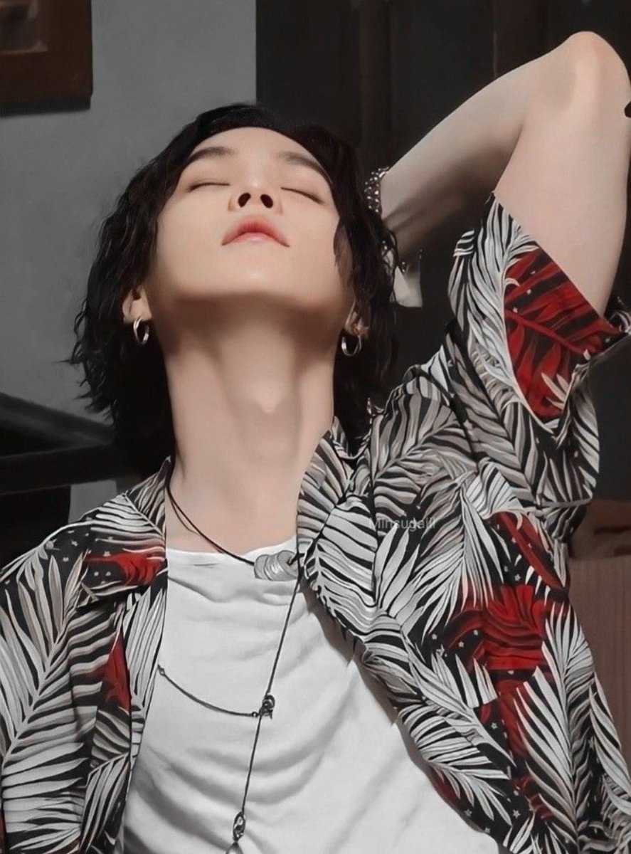𝗦𝗨𝗚𝗔 민윤기 tweet media