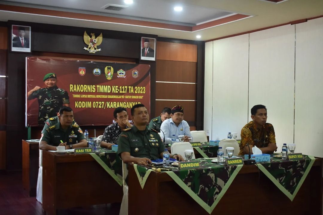 karanganyarkab's tweet photo. Rapat Koordinasi Teknis Penyelenggaraan TMMD Reguler ke 117 TA. 2023 bertrmpat di Kantor Makodim 0727 Kabupaten Karanganyar pada Selasa 4 Juli 2023

@juliyatmono.1
@kabupatenkaranganyar
@kodimkaranganyar
@dispermades_karanganyar_kab
@isnan_nur_aziz https://t.co/vGE2EMoNXI