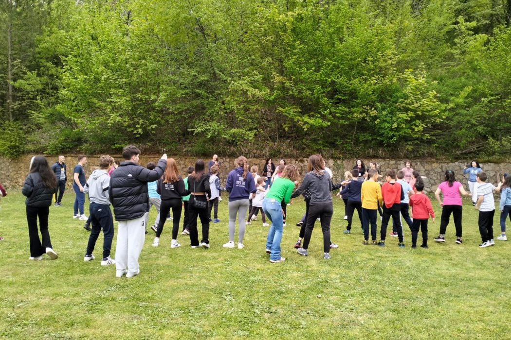 Continuano gli appuntamenti della VI edizione de “Il Piccolo Cammino…il Cammino di Francesco per i Piccoli”. Domenica 9 luglio sarà il Santuario di Fonte Colombo ad ospitare i “piccoli pellegrini”. Scopri come partecipare! ⬇️😍
wp.me/p9kH7J-3nP
valledelprimopresepe.it/aperte-le-iscr…