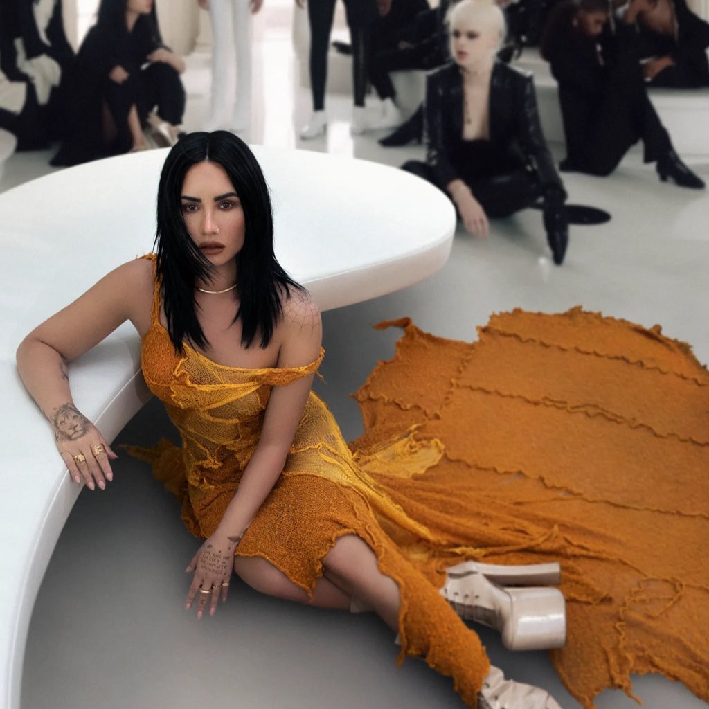 Demi Lovato’s new independent record label “DLG Records” has reportedly cut ties with Island Records and signed a new distribution deal with Republic Records.