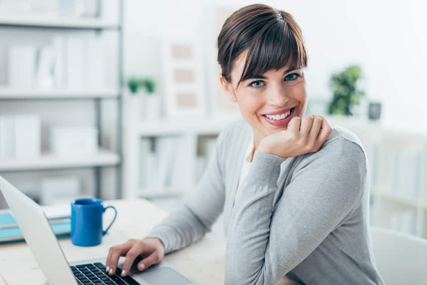 hrmbooks's tweet photo. Frauen beginnen die Geschäftswelt immer mehr zu erobern und stehen für neue Werte ein. Das weibliche Potenzial ist enorm. Aber nutzen Frauen ihre natürlichen Stärken im Arbeitsalltag auch wirklich?

https://t.co/de7iwMMvBF https://t.co/HvNhPxRnEO