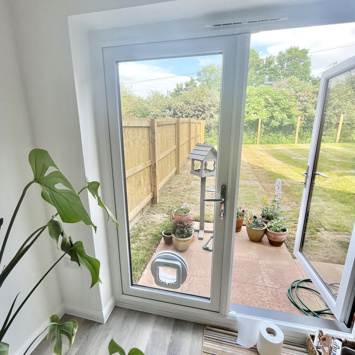 exeterglazing's tweet photo. We can install cat flaps into glass and PVCu panels, get in touch for a free estimate.
🌐https://t.co/IBcG0crXma
📧enquiries@exeterglazing.com
📱07498304486
#catflap #cat #pet #pvcu #upvc #sureflap #homeinspo #glass #glazing #glazier #exeter #exeterglazing #exeterbusiness https://t.co/qx6hv13bAH
