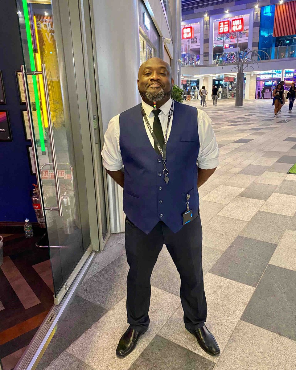 Metro Guard door supervisors are friendly, security professionals that help keep your customers happy and safe.

#WomenInSecurity #SecurityExperts #IndustryLeaders