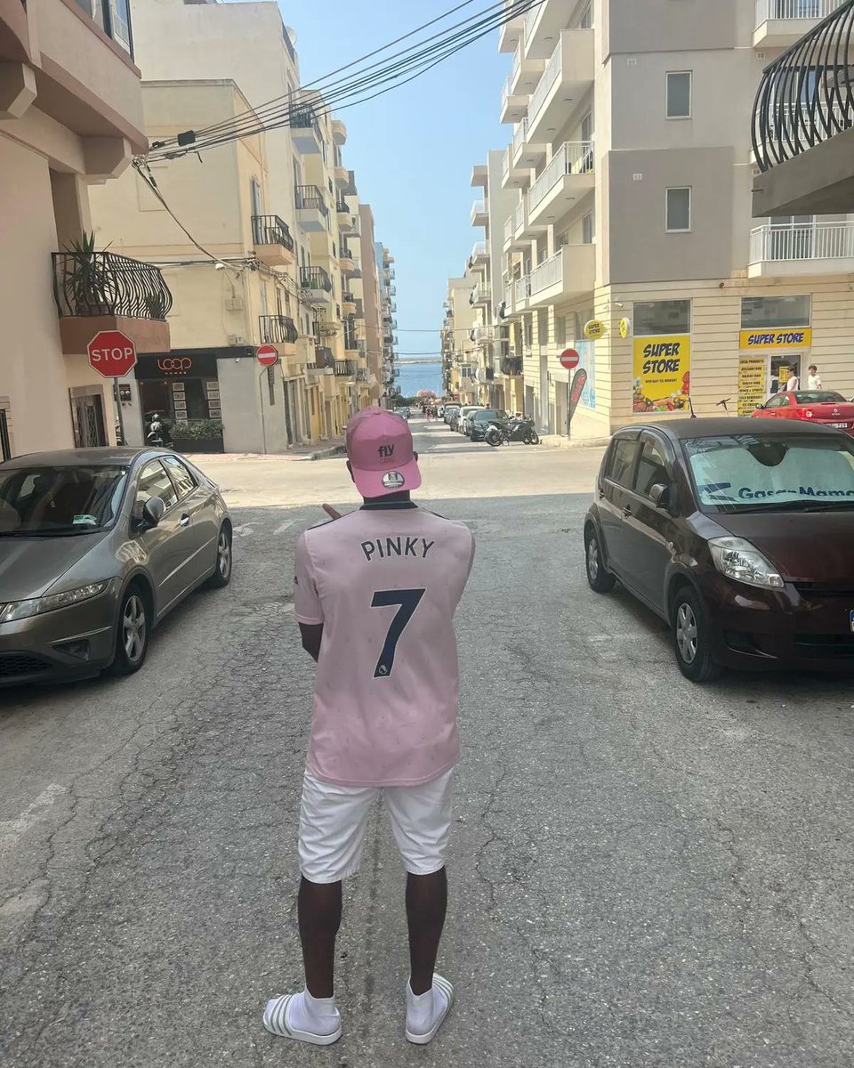 Pinky_Pinkos's tweet photo. #FlyGang Repping in #Malta 🇲🇹🪰✈️  #St Paul's bay https://t.co/uExMixeGlP