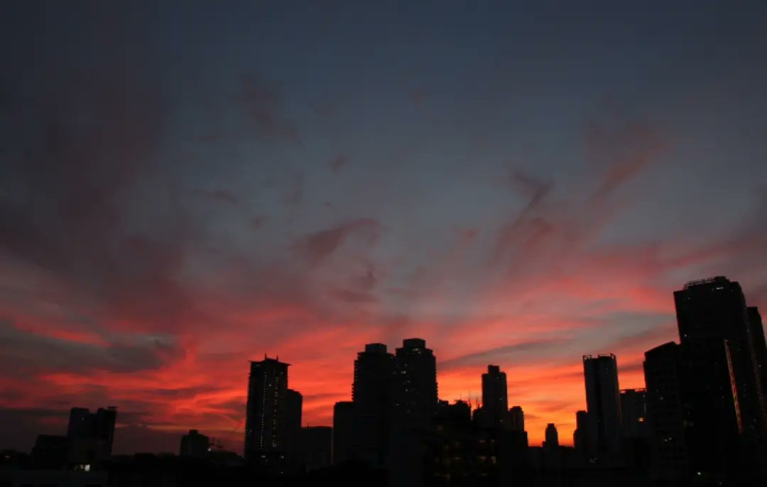 Krosbilog's tweet photo. 🌆 https://t.co/0DN57hMPBe