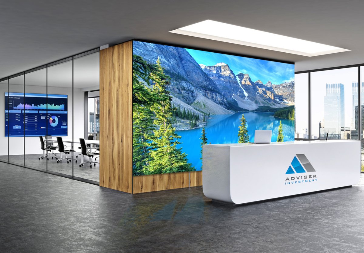 StageReport's tweet image. Die von Leyard auf der ISE 2023 vorgestellte und auf der InfoComm 2023 erstmals präsentierte neue DirectLight Pro Serie ist eine von Grund auf neu entwickelte LED-Videowand für Installationen im Innenbereich. #DirectLightPro #InfoComm2023 #ISE202 stagereport.de/tools/42630-le…