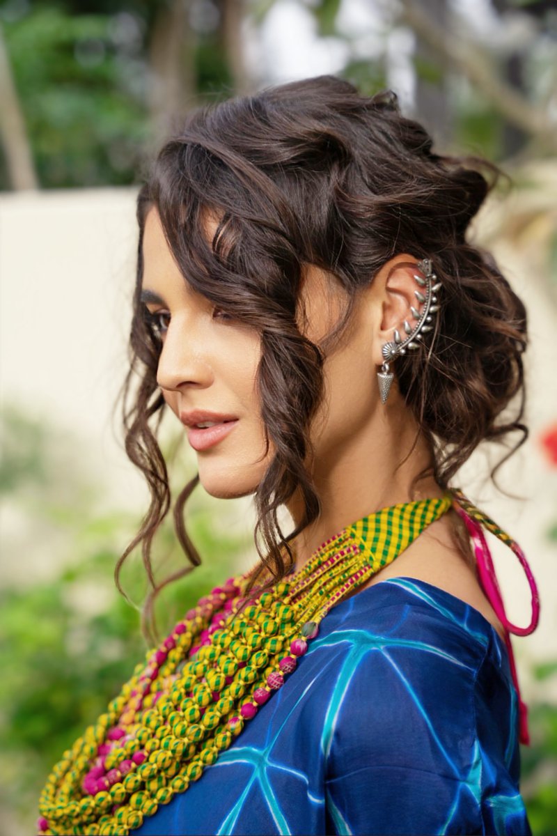 From Waste to Wonder: Upcycled Silk Necklace and Authentic Sterling Silver Earring, a Sustainable Style Statement. Step into  Luxury: Your Destination for Handcrafted, Upcycled Gems - at J|R Ethical Fashion in #MercatoMall

#fashion #fashiontrends #dubaifashion #ethicalfashion