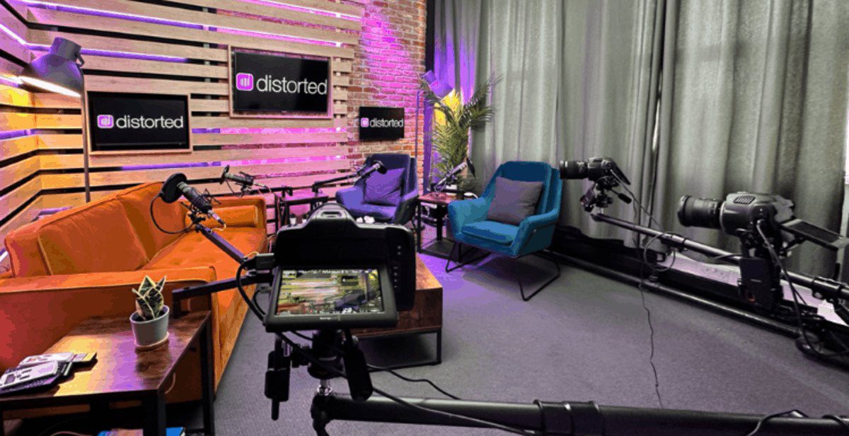 instalia_eu's tweet photo. https://t.co/EugfIN5DSj
✅Qué equipos y #TecnologíaAudiovisual necesita un estudio de #ProduccióndePódcast
👉#AlexJungius #AndiDurrant #NickRiley nos explican
@thisisdistorted ha creado un nuevo estudio con #SolucionesAudiovisuales de #Blackmagic
✅Te interesa saber más? https://t.co/fWwN4P8c3A