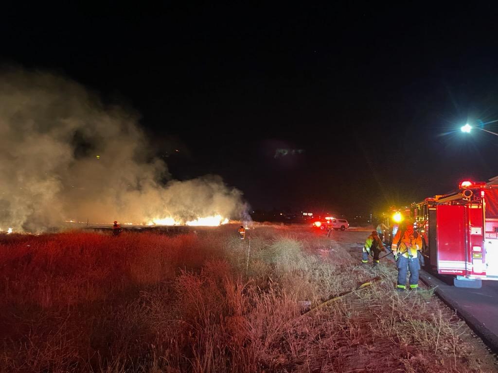 ContraCostaFire's tweet photo. Con Fire implemented its limited response plan to ensure resource availability for anticipated high fireworks fire volume. All told, we responded to 58 fires, 50 suspected of fireworks cause. Additionally, at least one serious injury was caused by fireworks. #confire4th https://t.co/JSdwpgfcnI