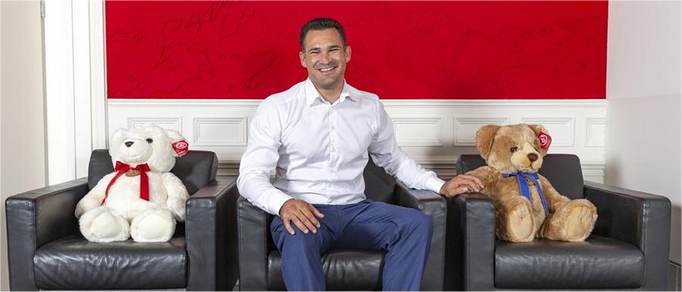 Moneycab's tweet image. Der traditionsreiche Spielwarenhändler Franz Carl Weber wird an die deutsche Drogeriemarktkette #Müller verkauft. #Spielwaren #FCW moneycab.com/schweiz/franz-…