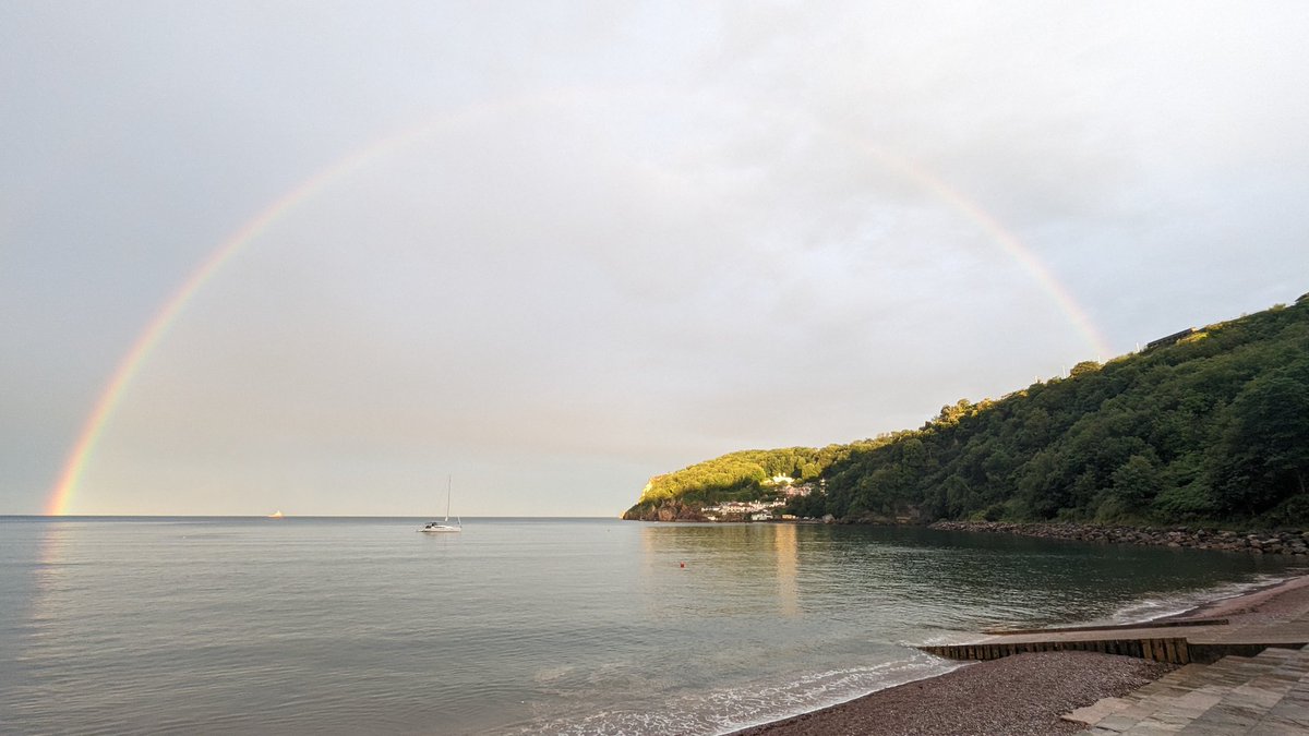 Hogsdom's tweet image. As the rain cleared #oddicombe  #theenglishriviera #Babbacombe #Torquay #England #NatureBeauty