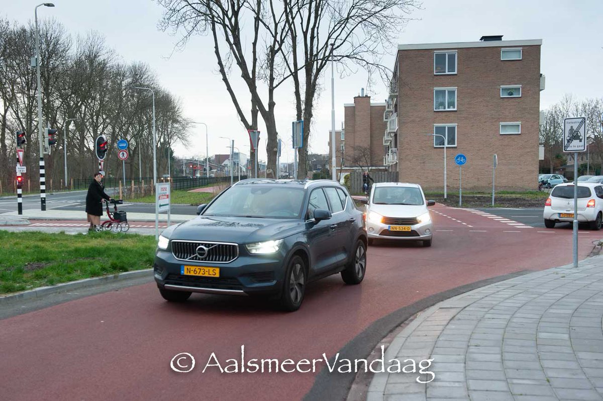 AalsmeerVandaa's tweet photo. Knip gaat eruit. Coalitie zet het zwart op wit in aanvullend raadsakkoord. #Aalsmeer #busbaan @hovasz https://t.co/2AEow51l1V https://t.co/MwLhWjU7DF