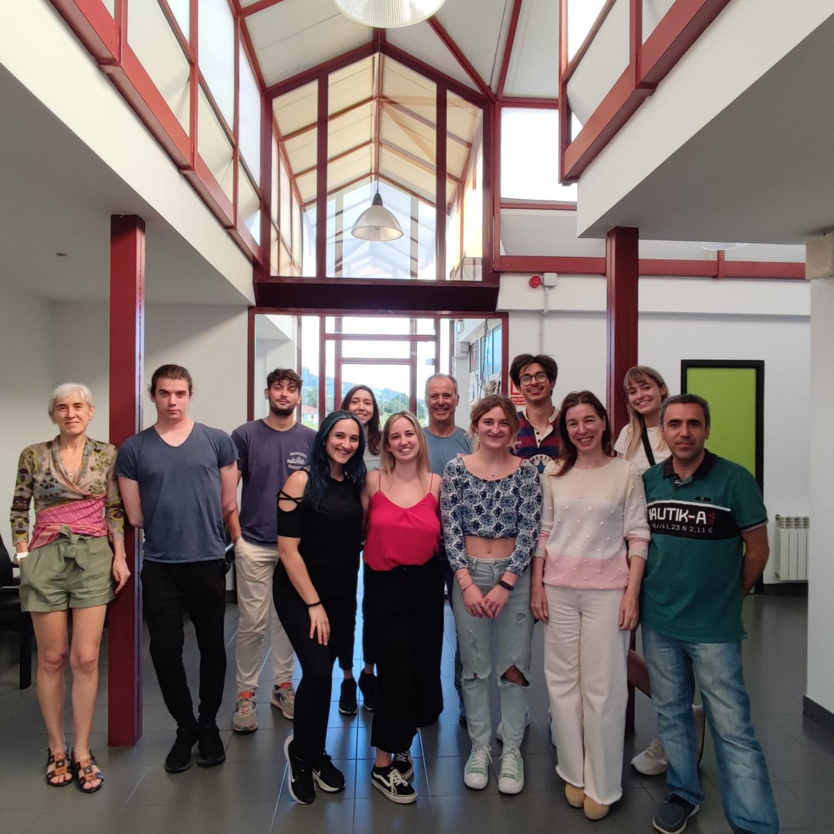 MolMicro_LAB's tweet photo. Barbara's farewell meal after her stay at @MolMicro_LAB  @iplacsic @FINBAsturias  thanks to the @EUErasmusPlus. It was a pleasure and we hope you can continue your training as a scientist 👩‍🔬 https://t.co/weqWYNNuyl