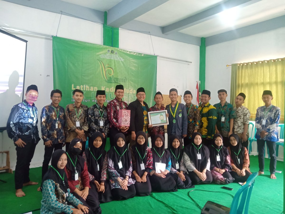 IPNU
Saya tidak akan pernah lupa tempat dimana saya dulu berproses. 
walau telah menjadi Alumni, akan selalu saya sempatkan untuk silaturahmi.
<a href="/pcipnumojokerto/">PC IPNU Kabupaten Mojokerto</a>
<a href="/pwipnujawatimur/">PW IPNU Jawa Timur</a>