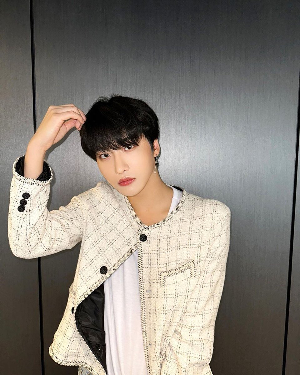 1024updates's tweet photo. [📷] 230705 | SEONGHWA 

#ATEEZ #에이티즈 #SEONGHWA https://t.co/5uvz8e7LLm