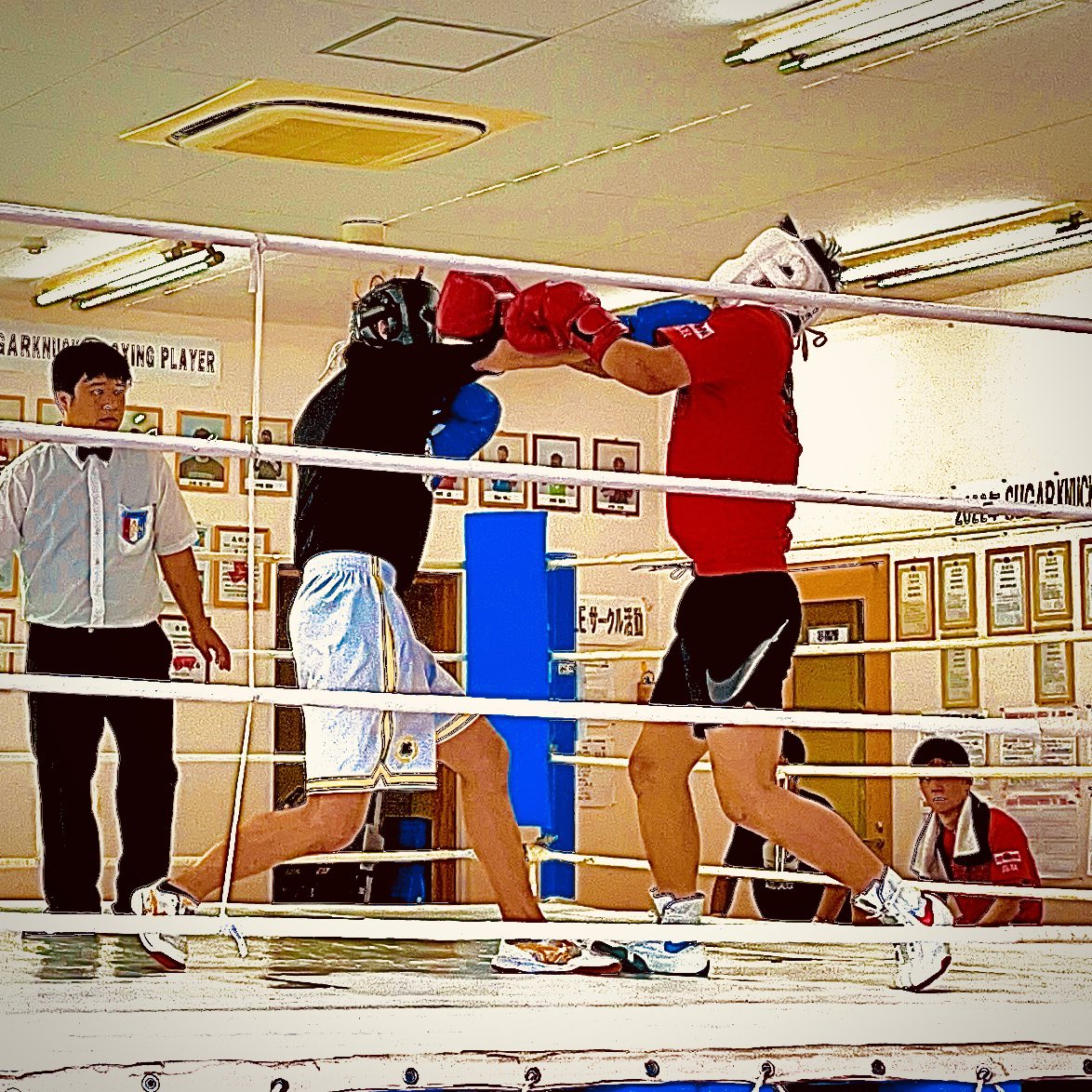 yuugo865725's tweet photo. スパーリング大会格上相手に2ダウンも取れて自信ついたから公式戦に向けてまた頑張ります😎 https://t.co/DFSMlDINvE