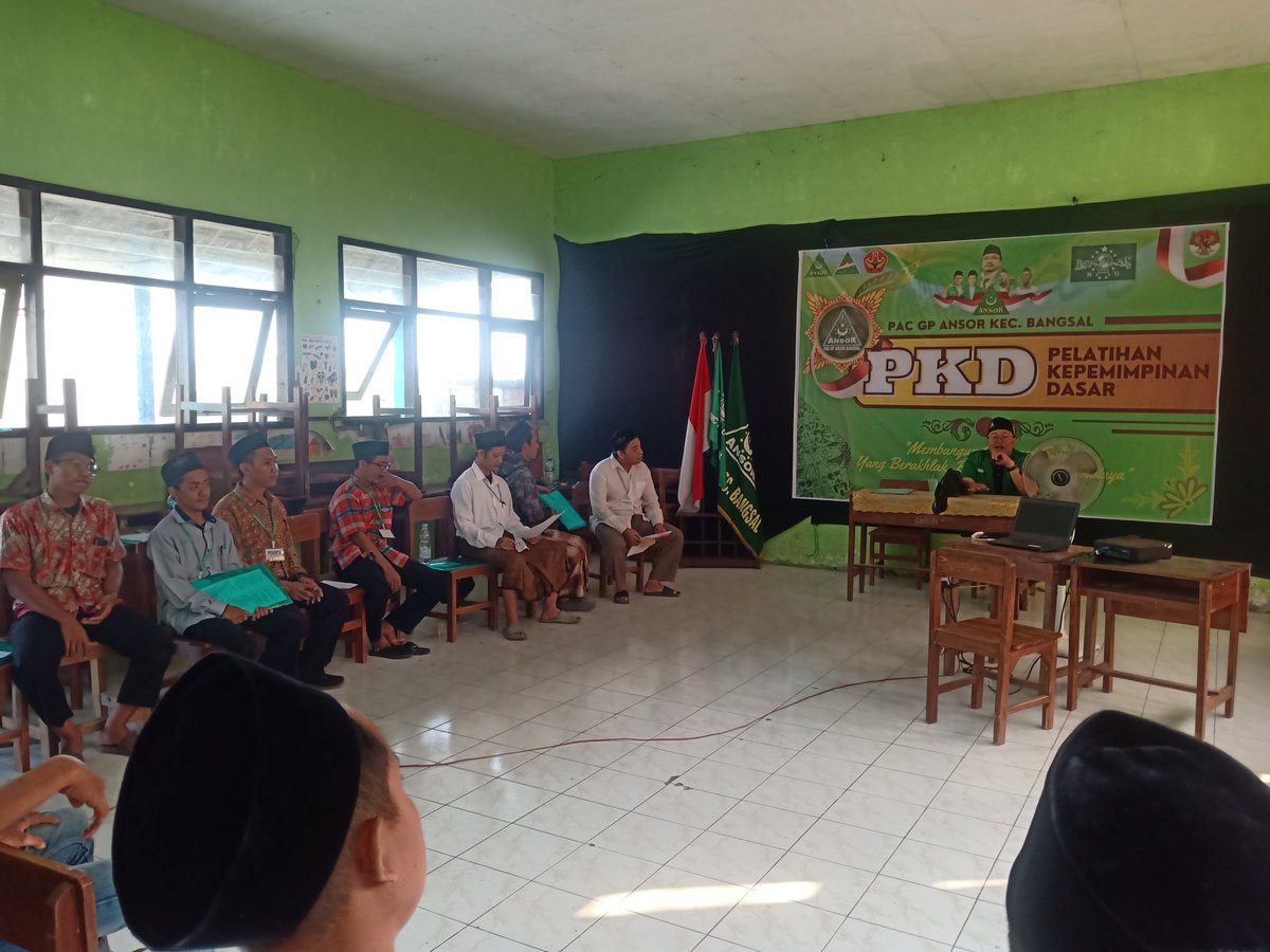 Fight for honor, fight for your life !
Hebatnya GP Ansor hari ini, adalah kejayaan NU di masa depan. 
<a href="/pwansorjatim/">PW GP Ansor Jatim</a> <a href="/Official_Ansor/">Gerakan Pemuda Ansor</a>