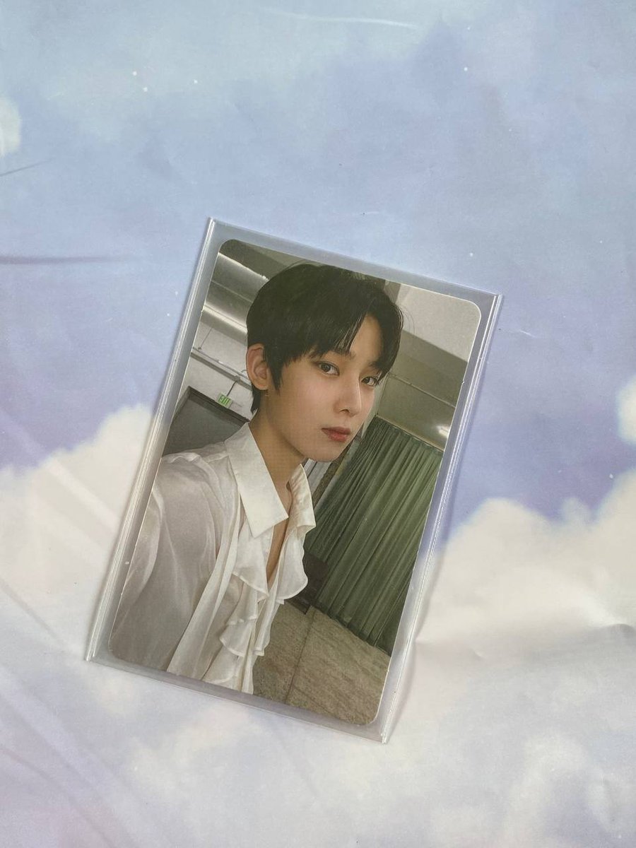 erohaulsz's tweet photo. 🛒. . wts lfb ph ꒰ #eroisselling ꒱
            sunoo border: day one pc

╰ ₱280 ea payo / 2 days reserv
╰ onhand &amp; mint condition
╰ read pinned byt :)

🍀 reply / dm to claim

𖥻 enhypen photocard b:do border day one dusk ring yjw sjy psh nrk lhs ksn pjs https://t.co/N0YjpZtmFC