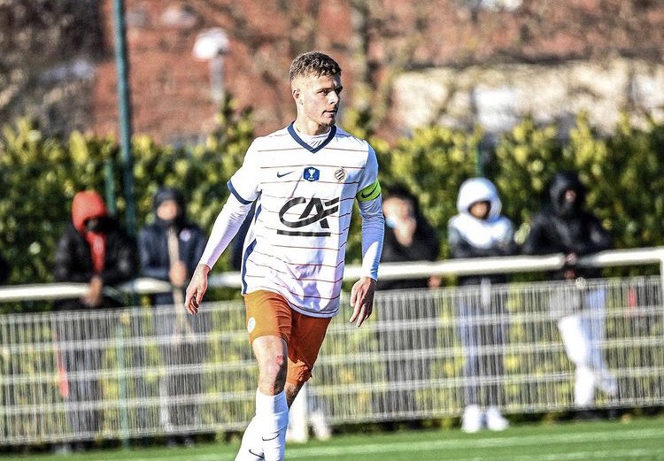 MHSC_OnAir's tweet photo. Joyeux Anniversaire à Téo #Allix qui fête ses 19 ans aujourd’hui 🎂🎁🔶🔷
#MHSC #TeamMHSC https://t.co/CbpCCY5OR2
