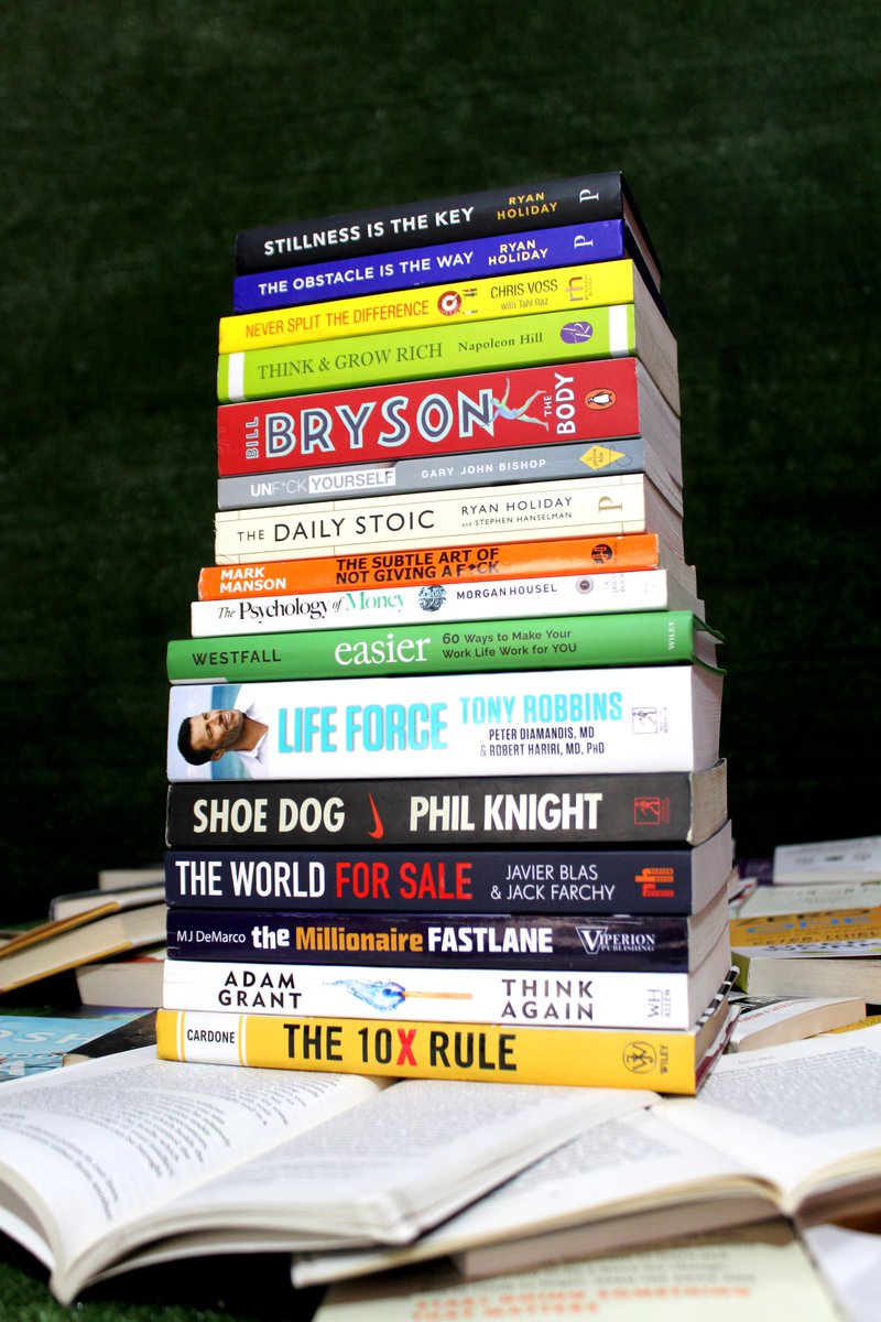 booksmyrefuge's tweet photo. Your favorite book to give as a gift?

#nonfiction #books #reading https://t.co/4qOMzKzCQF